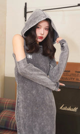 モデル：160cm（着用サイズ：FREE　着用カラー：C-GRY）