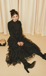 モデル：160cm（着用サイズ：FREE　着用カラー：BLK）