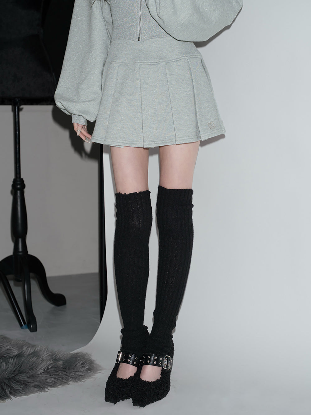 モデル：160cm（着用サイズ：FREE　着用カラー：GRY）