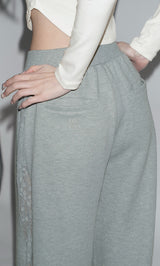 モデル：160cm（着用サイズ：FREE　着用カラー：GRY）