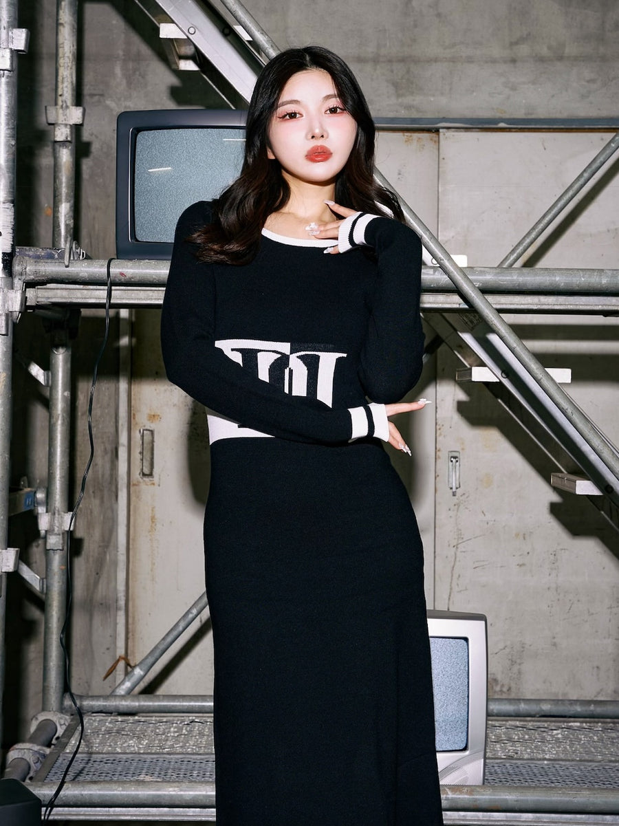 モデル：160cm（着用サイズ：FREE　着用カラー：BLK）