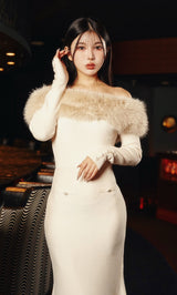 モデル：160cm（着用サイズ：FREE　着用カラー：IVO）