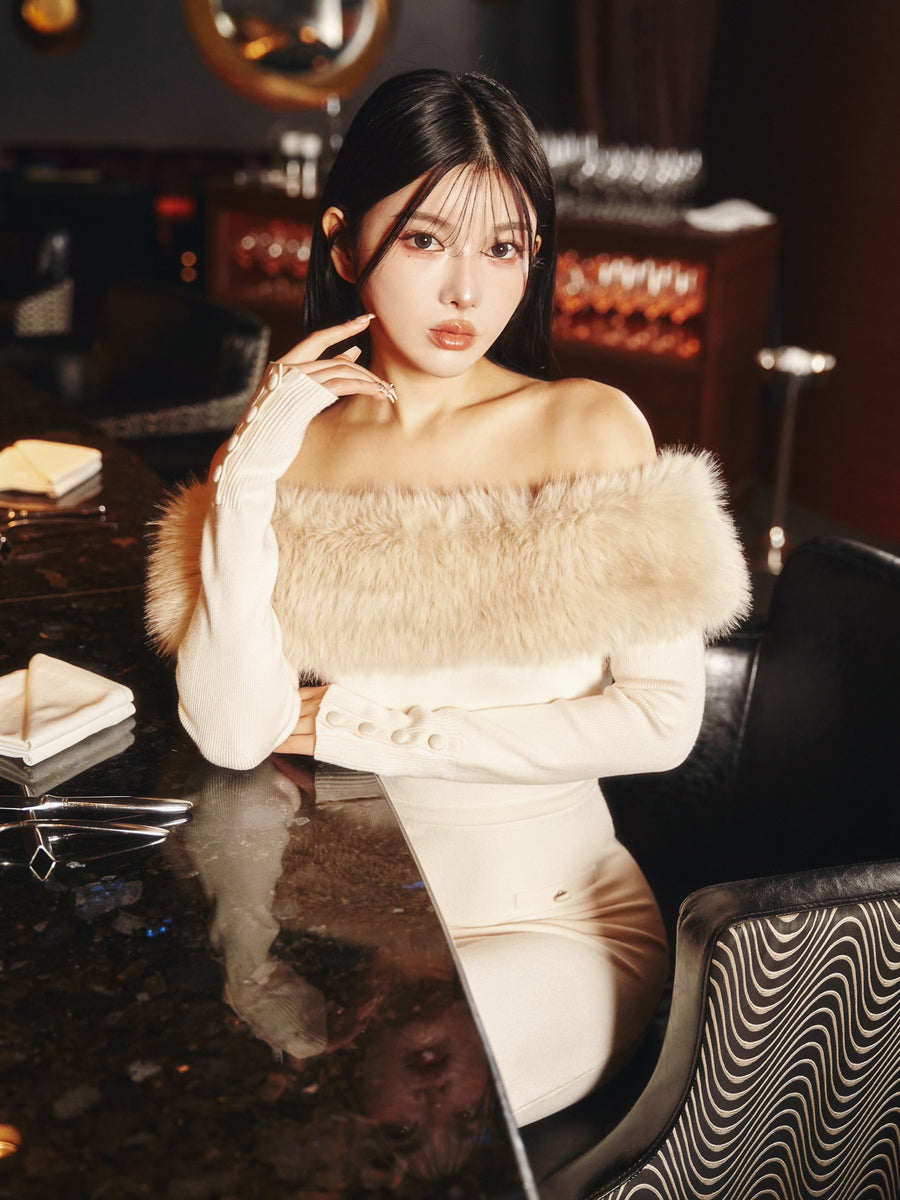 モデル：160cm（着用サイズ：FREE　着用カラー：IVO）