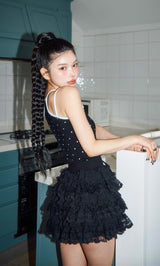 モデル：160cm（着用サイズ：FREE　着用カラー：BLK）