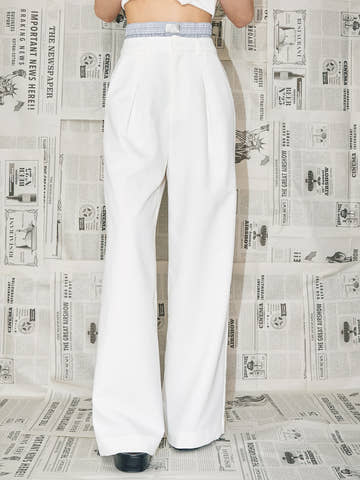 モデル：160cm（着用サイズ：FREE　着用カラー：WHT）