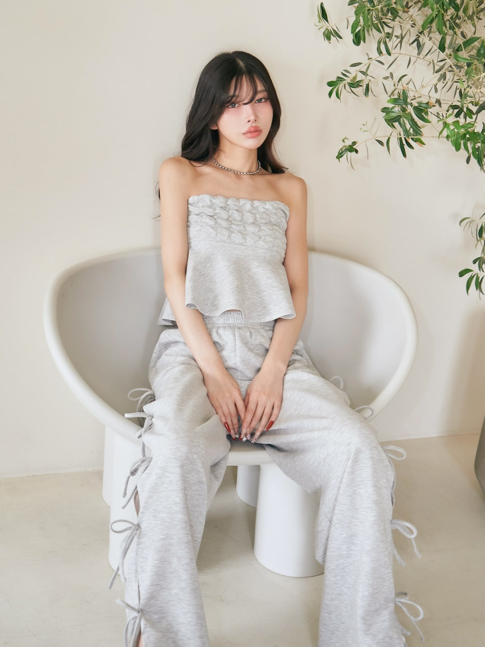 モデル：160cm（着用サイズ：FREE　着用カラー：GRY）