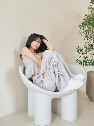モデル：160cm（着用サイズ：FREE　着用カラー：GRY）
