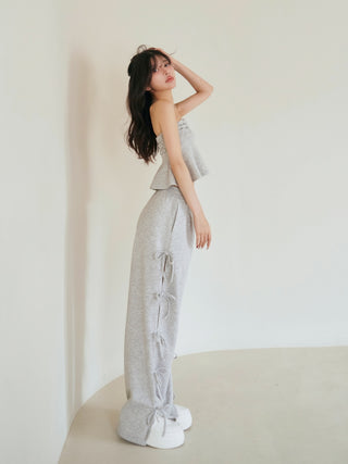 モデル：160cm（着用サイズ：FREE　着用カラー：GRY）