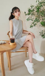 モデル：160cm（着用サイズ：FREE　着用カラー：GRY）