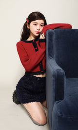 モデル：160cm（着用サイズ：FREE　着用カラー：RED）