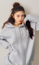 モデル：160cm（着用サイズ：FREE　着用カラー：GRY）