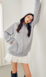 モデル：160cm（着用サイズ：FREE　着用カラー：GRY）