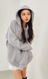 モデル：160cm（着用サイズ：FREE　着用カラー：GRY）