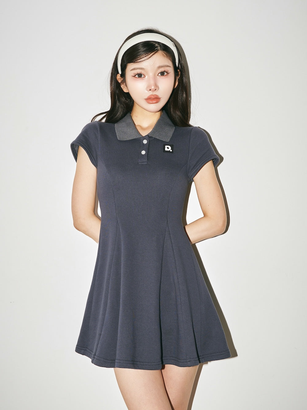 モデル：160cm（着用サイズ：FREE　着用カラー：NVY）