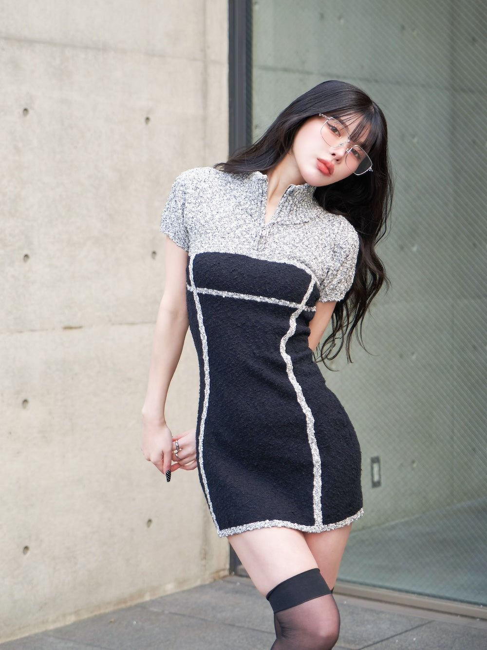 モデル：160cm（着用サイズ：FREE　着用カラー：BLK）
