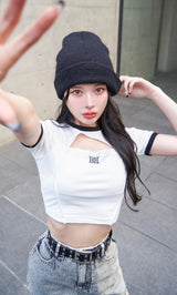 モデル：160cm（着用サイズ：FREE　着用カラー：WHT）