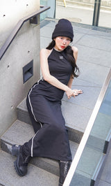 モデル：160cm（着用サイズ：FREE　着用カラー：BLK）