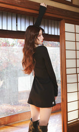 モデル：160cm（着用サイズ：FREE　着用カラー：BLK）