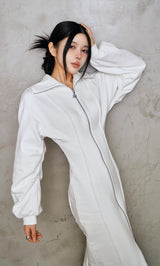 モデル：160cm（着用サイズ：FREE　着用カラー：WHT）