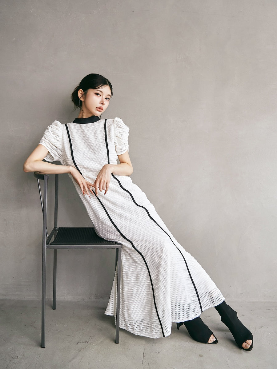 モデル：160cm（着用サイズ：FREE　着用カラー：WHT）