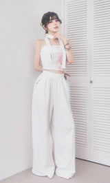 モデル：160cm（着用サイズ：FREE　着用カラー：WHT）
