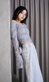 モデル：160cm（着用サイズ：FREE　着用カラー：GRY）