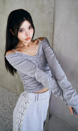 モデル：160cm（着用サイズ：FREE　着用カラー：GRY）