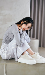モデル：160cm（着用サイズ：FREE　着用カラー：L-GRY）