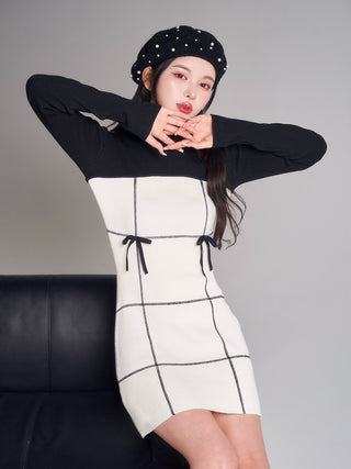 モデル：160cm（着用サイズ：FREE　着用カラー：IVO）