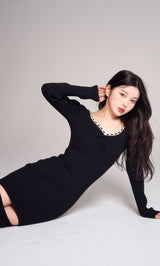 モデル：160cm（着用サイズ：FREE　着用カラー：BLK）