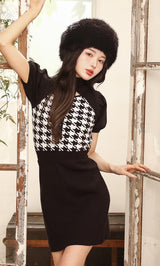 モデル：160cm（着用サイズ：FREE　着用カラー：BLK）