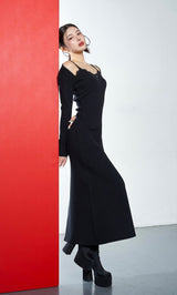 モデル：160cm（着用サイズ：FREE　着用カラー：BLK）