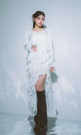 モデル：160cm（着用サイズ：FREE　着用カラー：WHT）