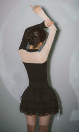 モデル：160cm（着用サイズ：FREE　着用カラー：BLK）