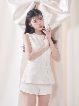 モデル：160cm（着用サイズ：S　着用カラー：WHT）
