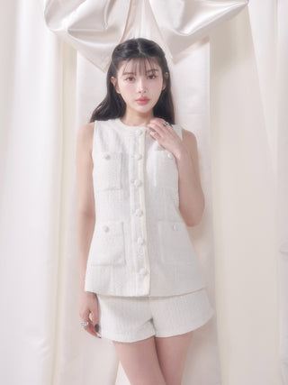 モデル：160cm（着用サイズ：FREE　着用カラー：WHT）