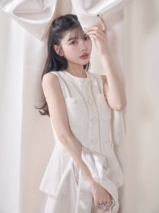 モデル：160cm（着用サイズ：FREE　着用カラー：WHT）