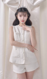 モデル：160cm（着用サイズ：FREE　着用カラー：WHT）