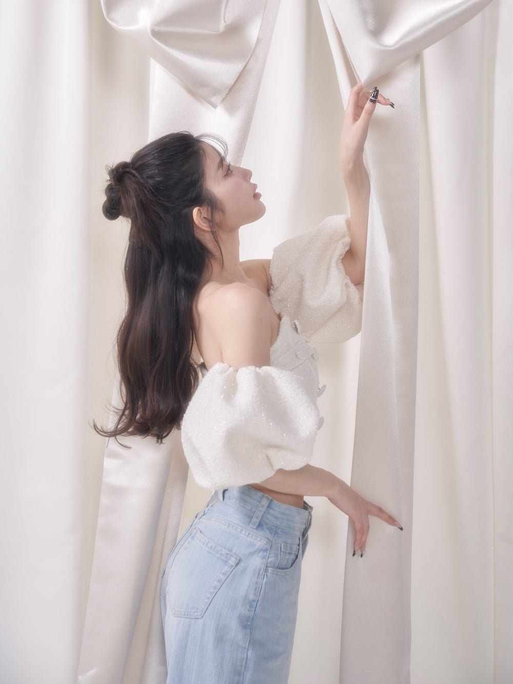 モデル：160cm（着用サイズ：FREE　着用カラー：WHT）