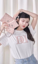 モデル：160cm（着用サイズ：FREE　着用カラー：WHT）