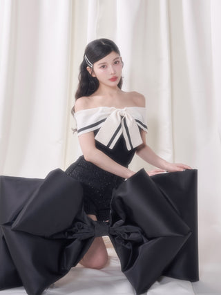 モデル：160cm（着用サイズ：FREE　着用カラー：BLK）