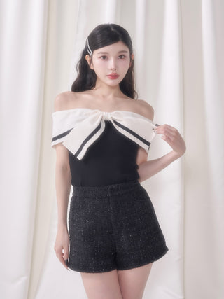 モデル：160cm（着用サイズ：FREE　着用カラー：BLK）