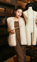 モデル：160cm（着用サイズ：FREE　着用カラー：BRN）