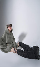 モデル：160cm（着用サイズ：FREE　着用カラー：KHA）