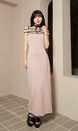 モデル：160cm（着用サイズ：FREE　着用カラー：BEG）