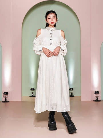 モデル：160cm（着用サイズ：FREE　着用カラー：WHT）
