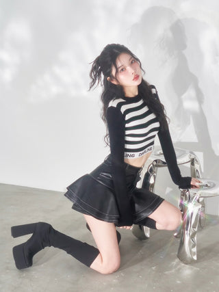 モデル：160cm（着用サイズ：S　着用カラー：BLK）