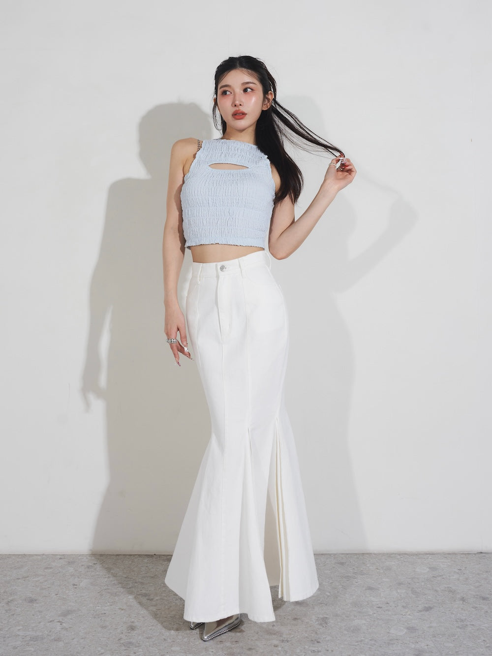 モデル：160cm（着用サイズ：S　着用カラー：WHT）