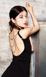 モデル：160cm（着用サイズ：FREE　着用カラー：BLK）