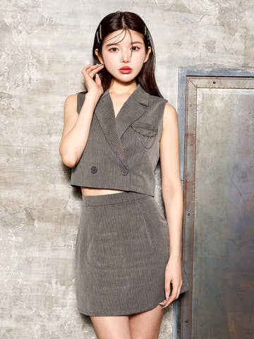モデル：160cm（着用サイズ：S　着用カラー：GRY）